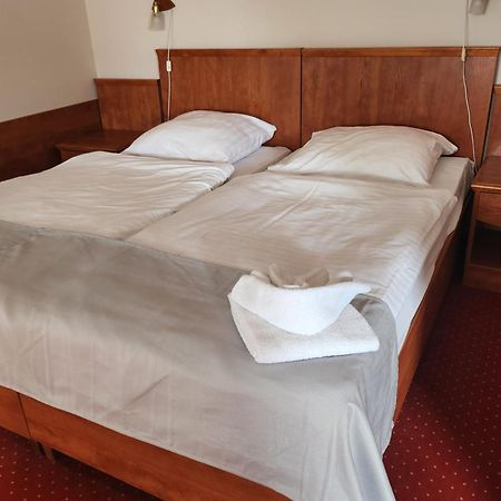 Hotel Dowhan Nowe Eksteriør billede